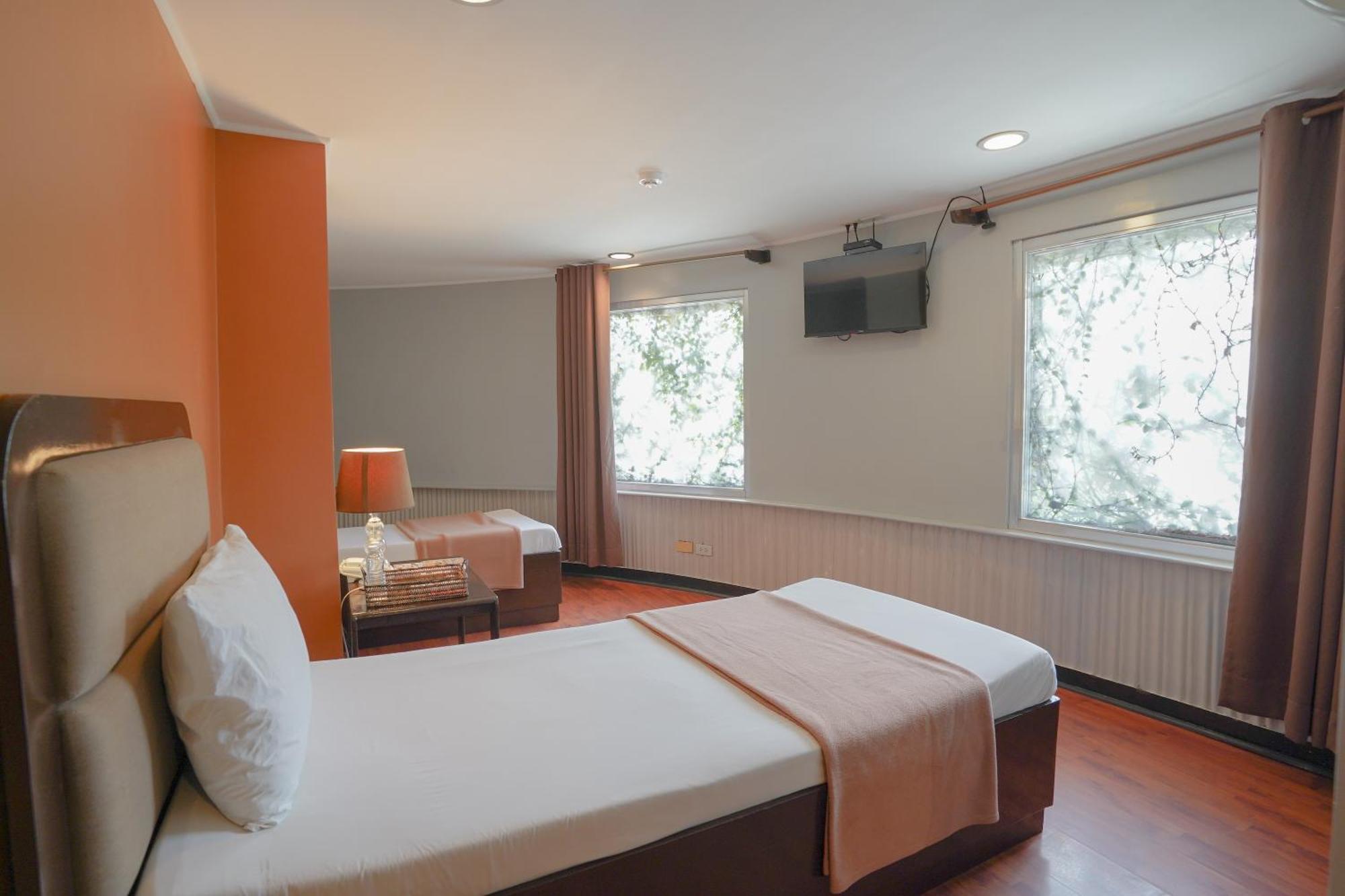 Arzo Hotel Manille Extérieur photo