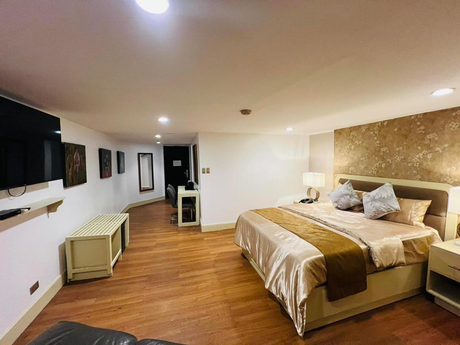 Arzo Hotel Manille Extérieur photo