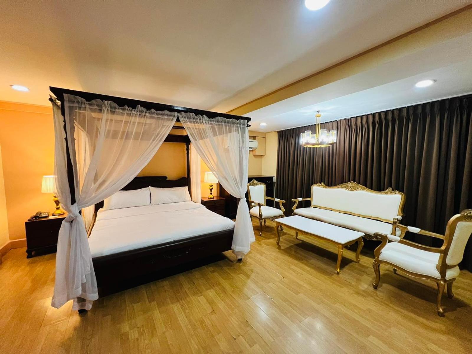 Arzo Hotel Manille Extérieur photo