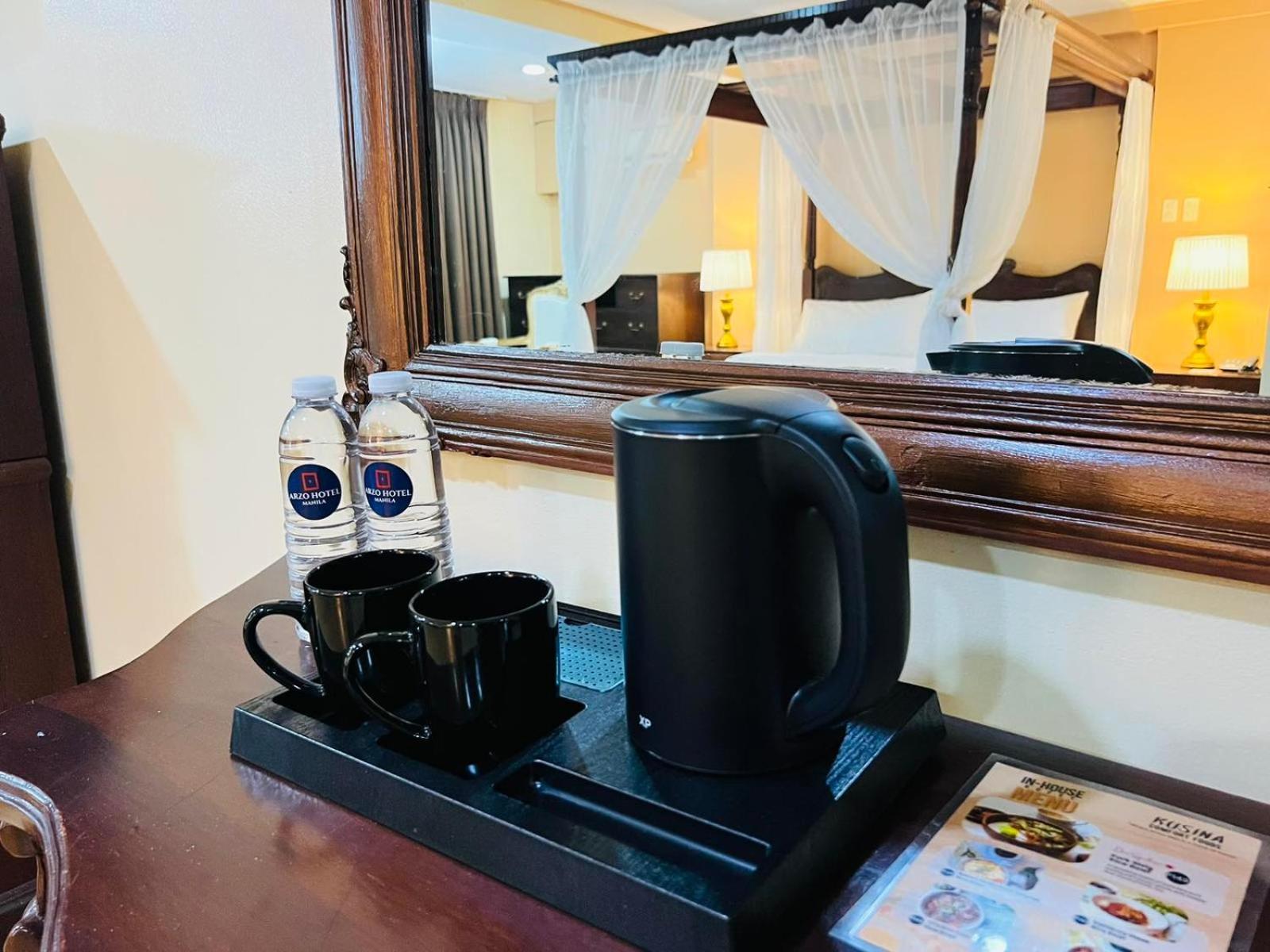 Arzo Hotel Manille Extérieur photo